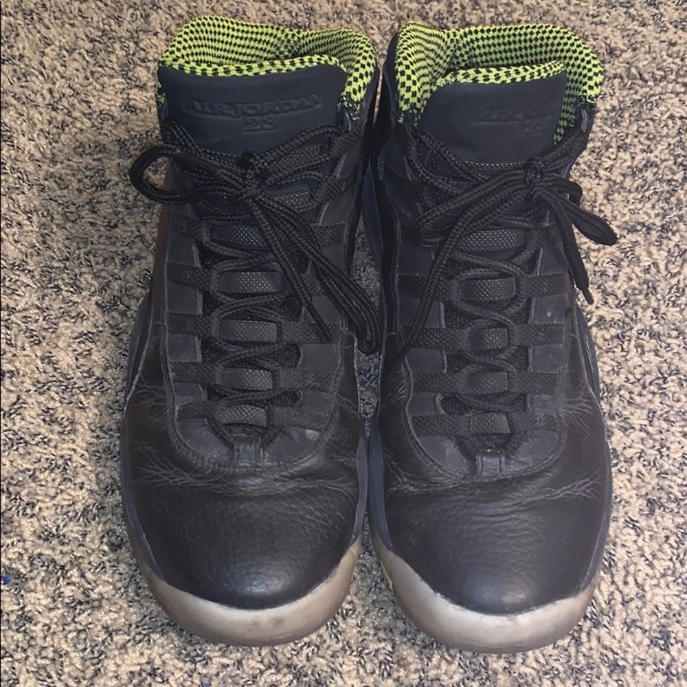 Black air Jordan’s